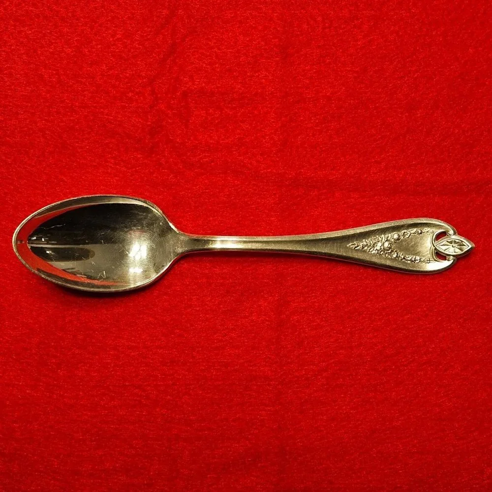 1847 Rogers Bros Silver-Plate Silverware - Lot‎ of 5 Dessert Spoons
